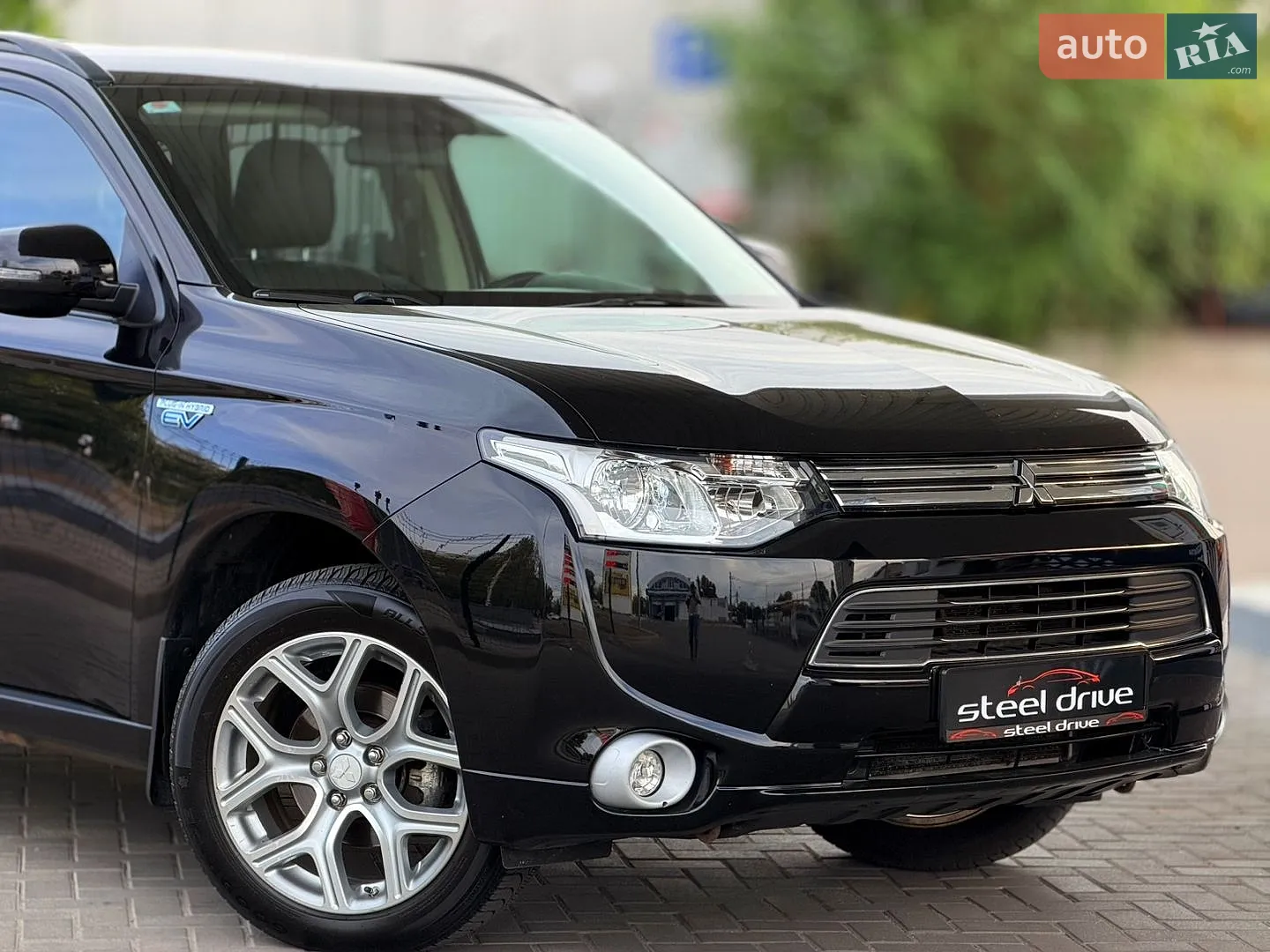 2014 Mitsubishi Outlander - мініатюра 4