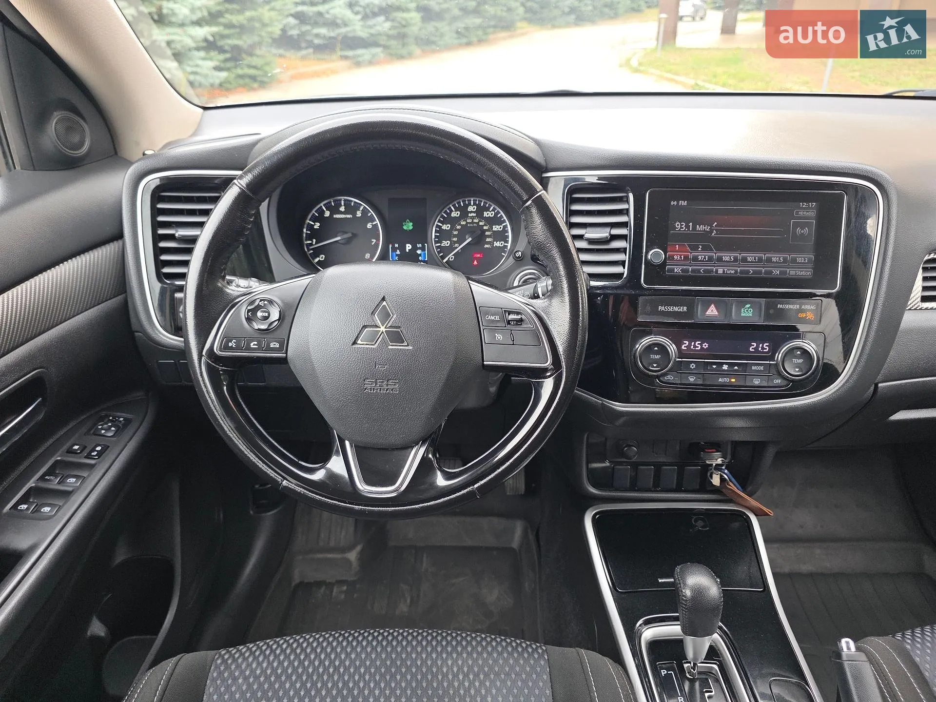 2017 Mitsubishi Outlander - мініатюра 12