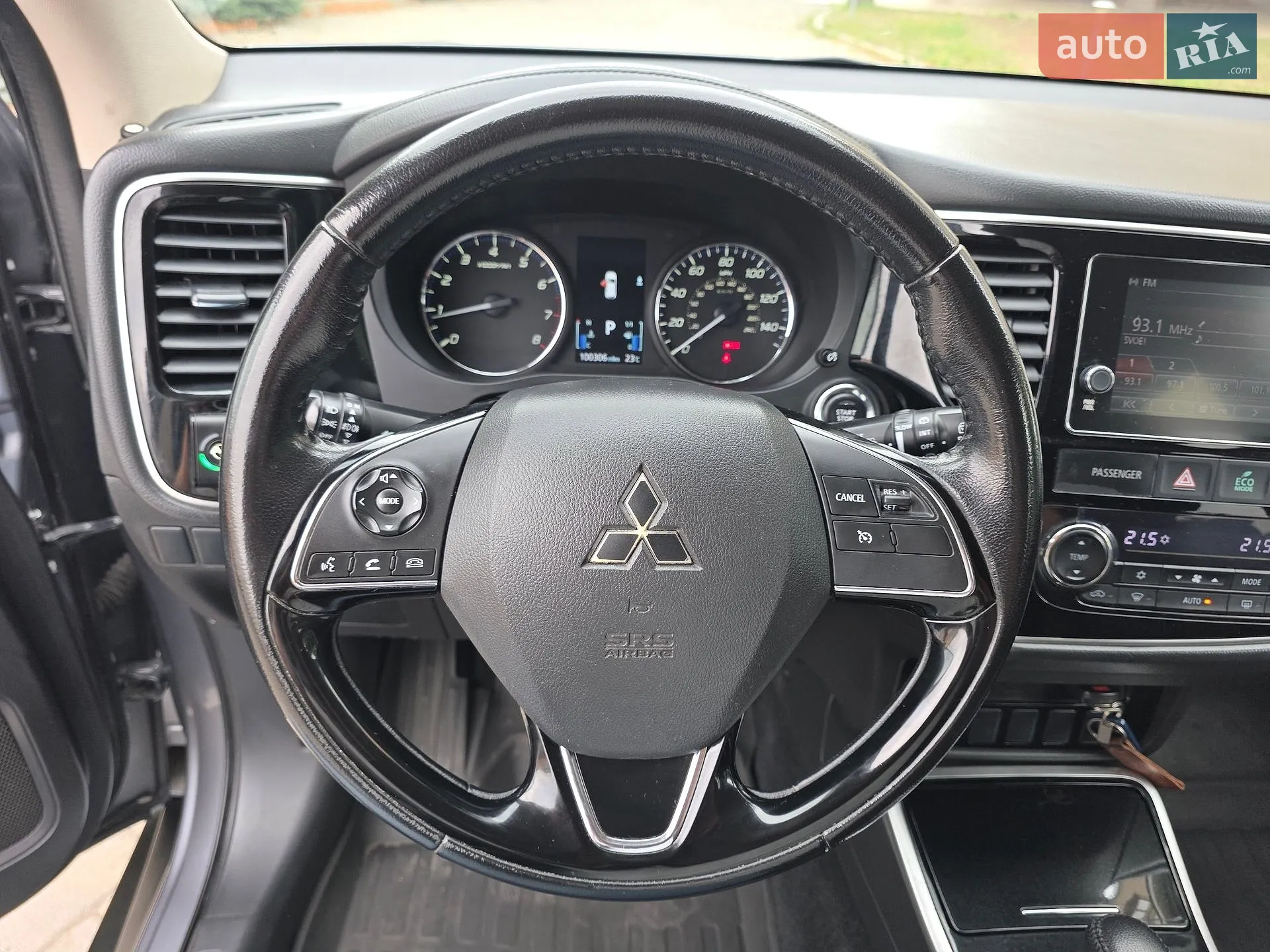 2017 Mitsubishi Outlander - мініатюра 13