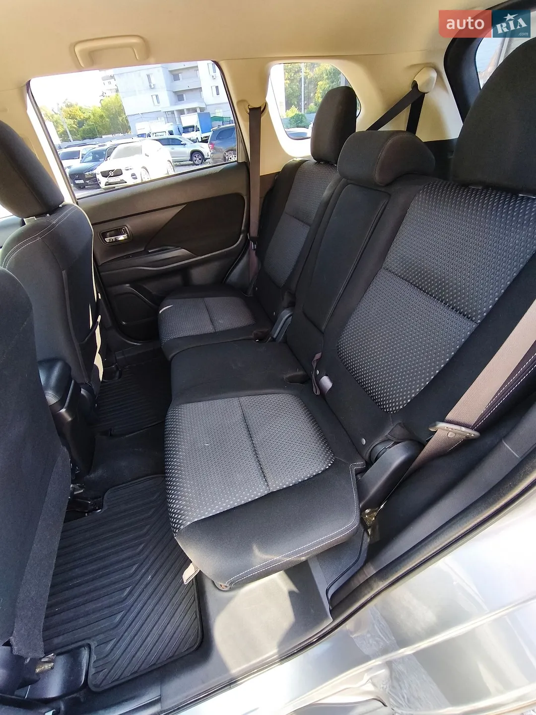 2015 Mitsubishi Outlander - мініатюра 14