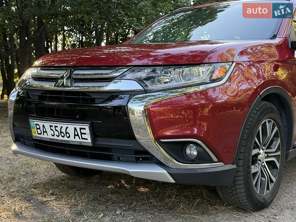 2016 Mitsubishi Outlander - мініатюра 3