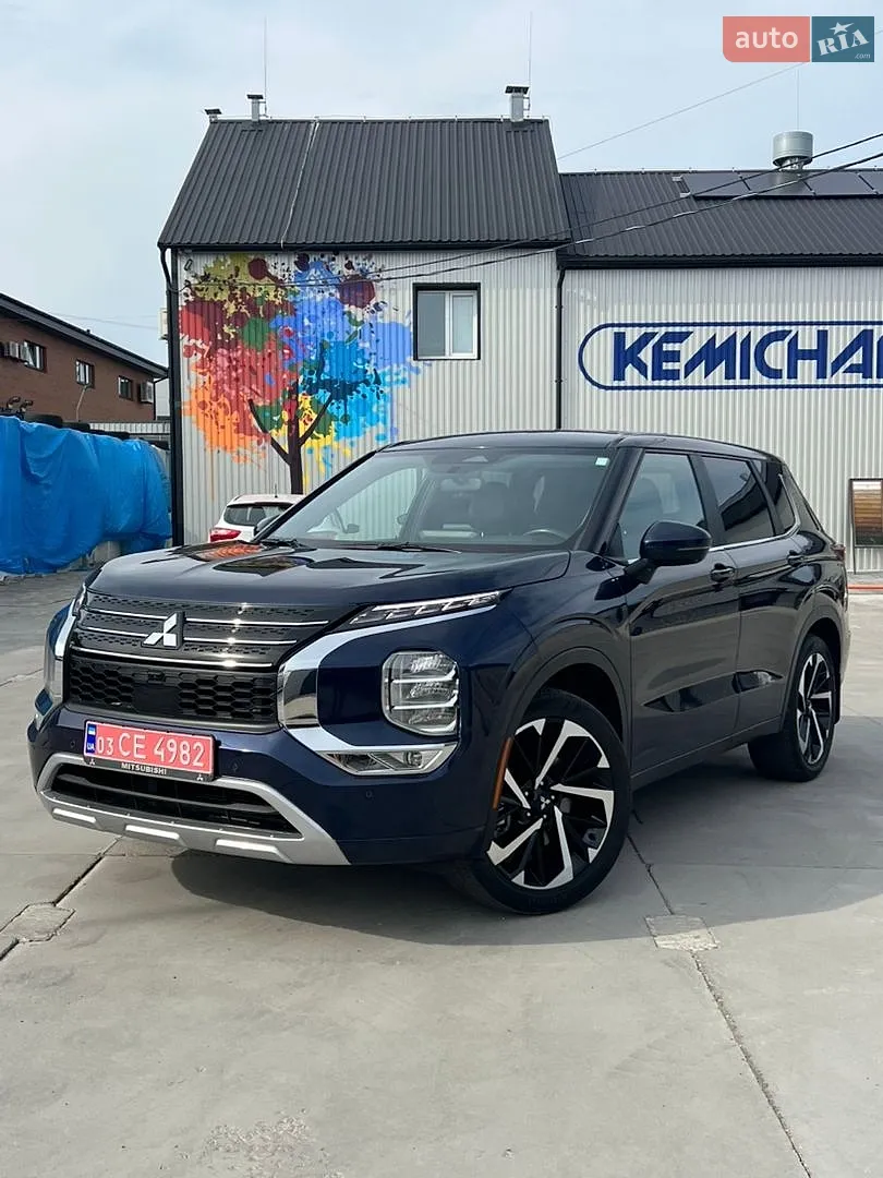 2022 Mitsubishi Outlander - мініатюра 2