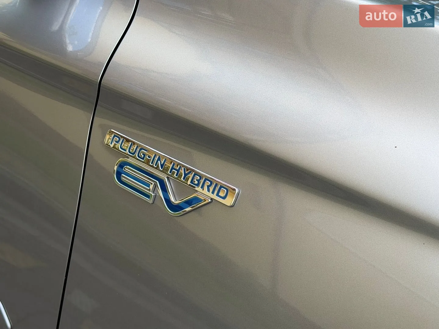 2014 Mitsubishi Outlander - мініатюра 15