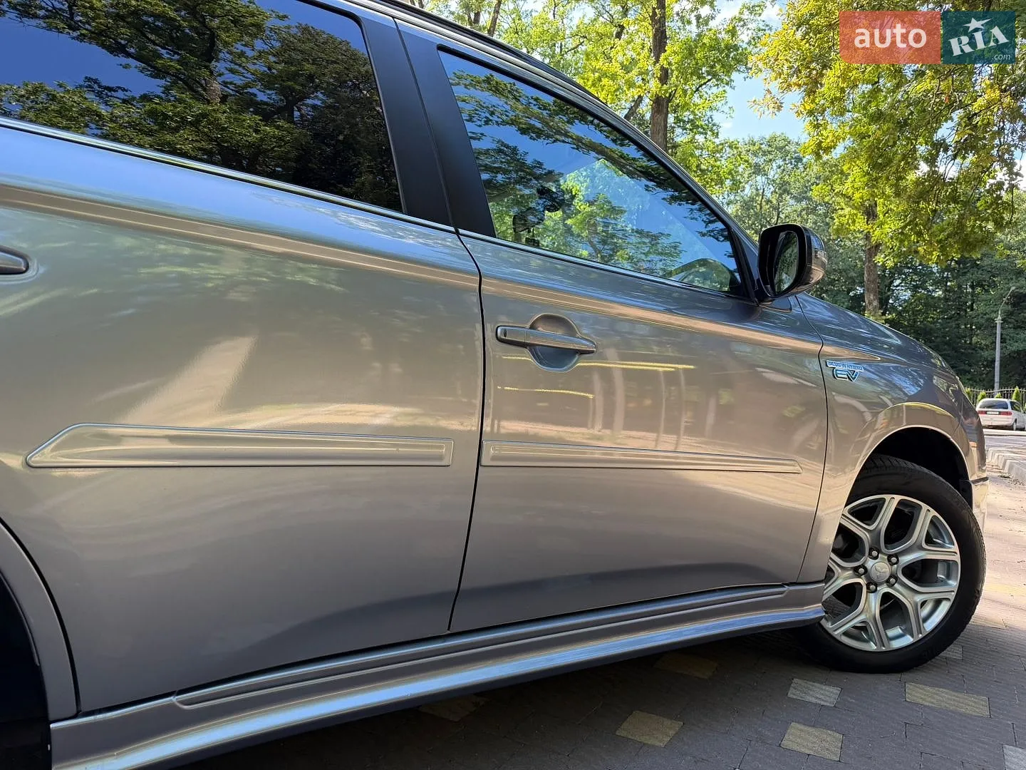 2014 Mitsubishi Outlander - мініатюра 57