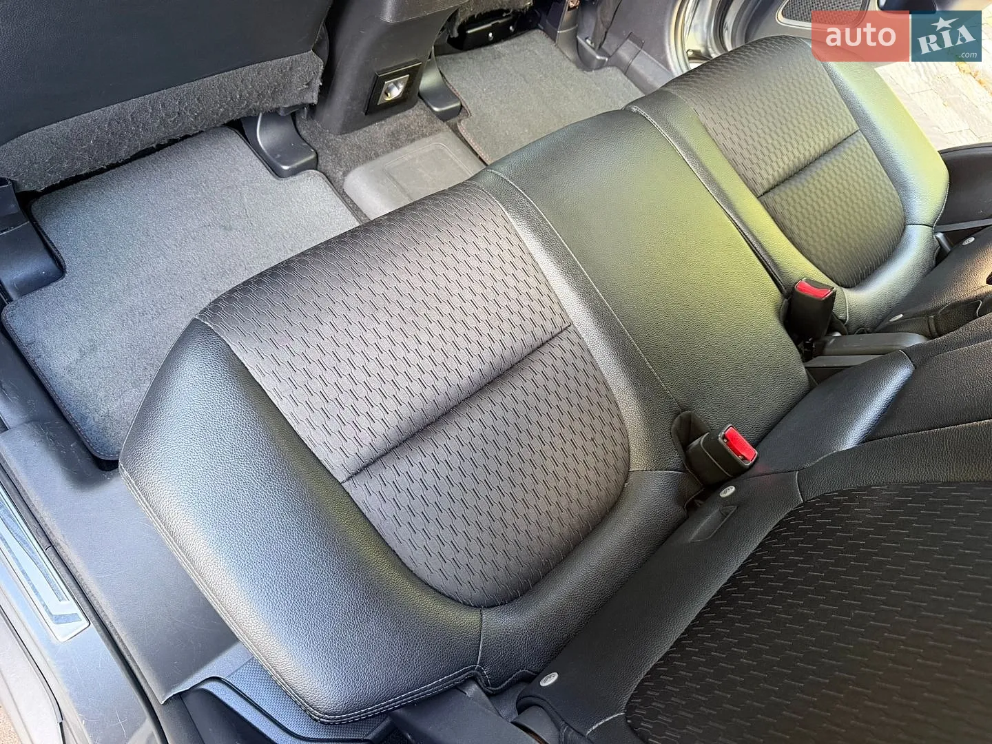 2014 Mitsubishi Outlander - мініатюра 102