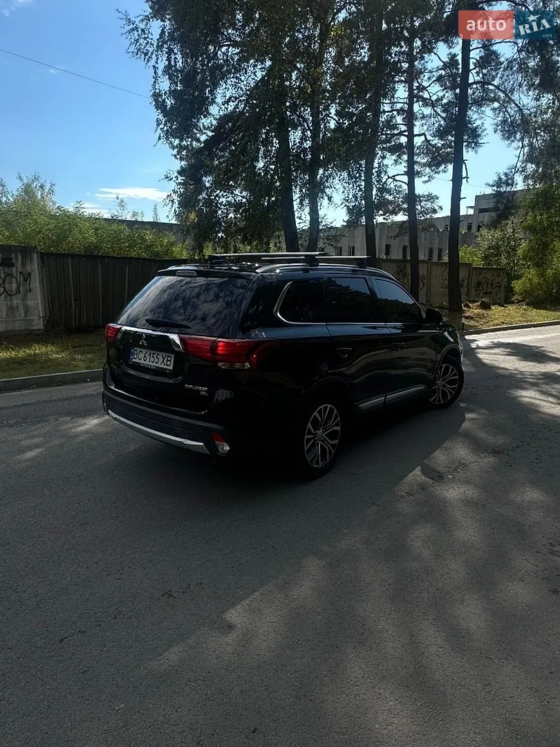 2018 Mitsubishi Outlander - мініатюра 11