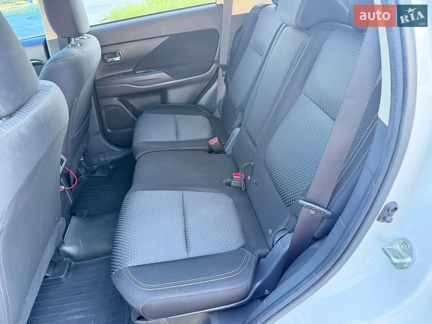 2019 Mitsubishi Outlander - мініатюра 19