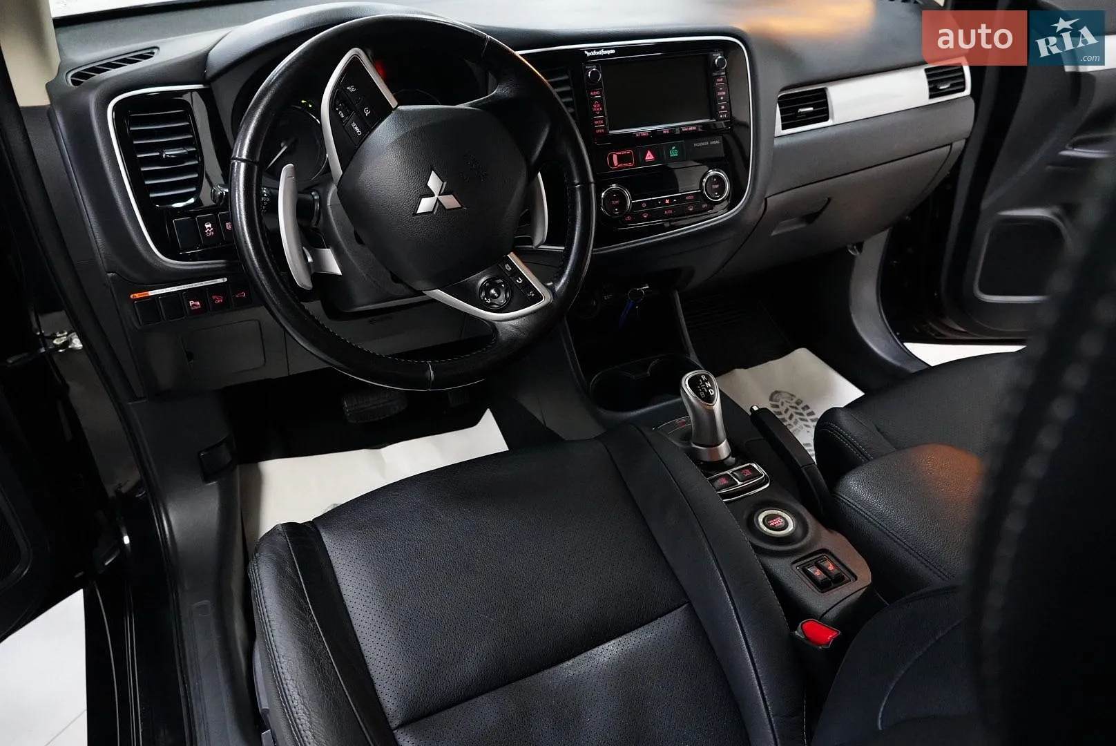 2015 Mitsubishi Outlander - мініатюра 40