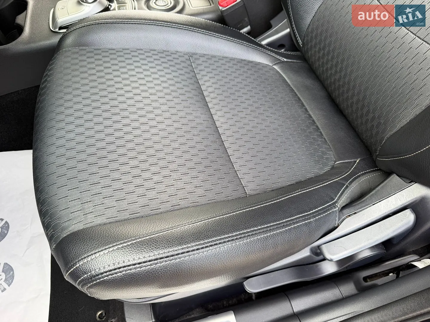 2015 Mitsubishi Outlander - мініатюра 82