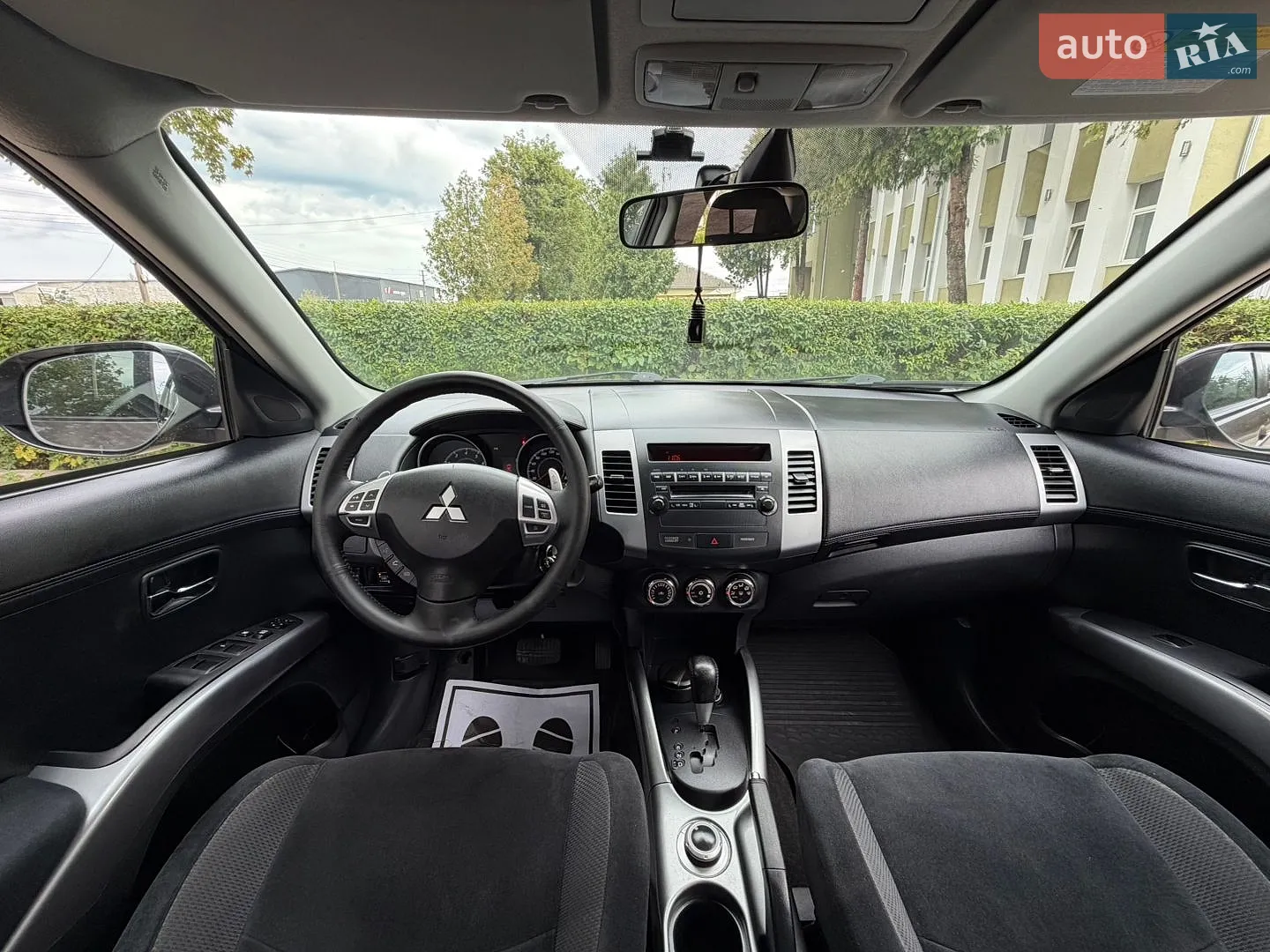 2012 Mitsubishi Outlander - мініатюра 28