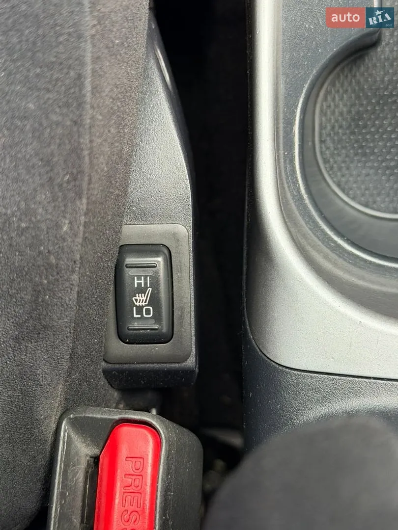 2012 Mitsubishi Outlander - мініатюра 45