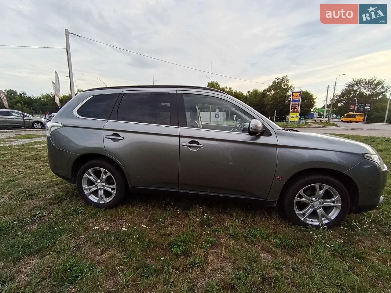 2012 Mitsubishi Outlander - мініатюра 24