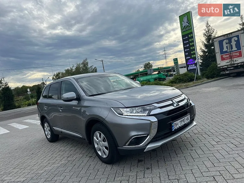 Mitsubishi Outlander