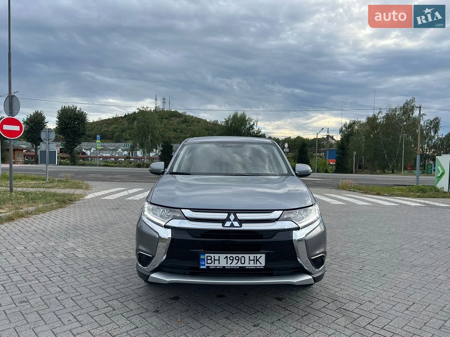 2017 Mitsubishi Outlander - мініатюра 2