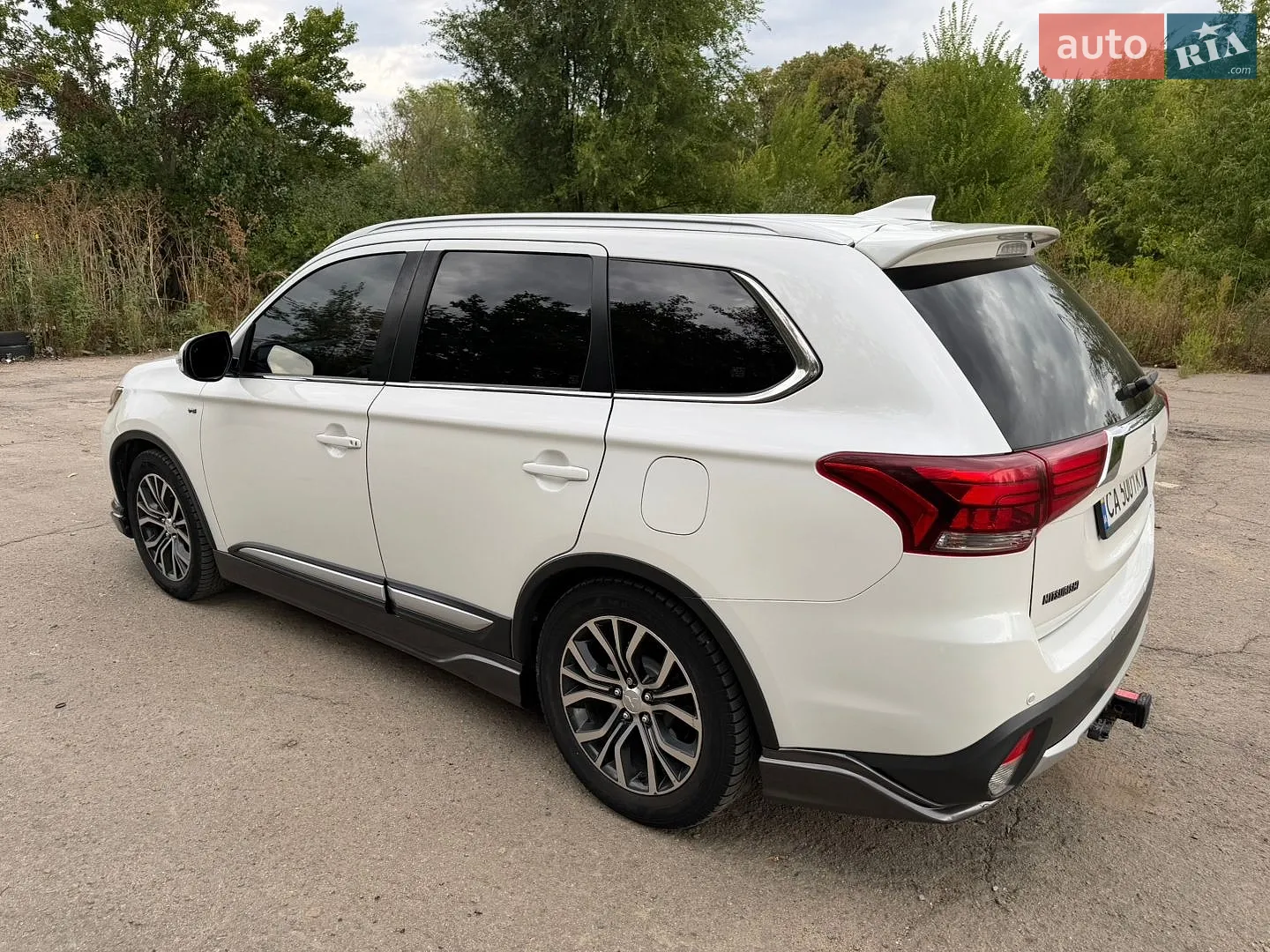 2017 Mitsubishi Outlander - мініатюра 8