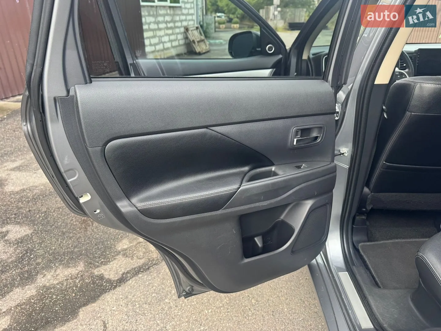 2013 Mitsubishi Outlander - мініатюра 13