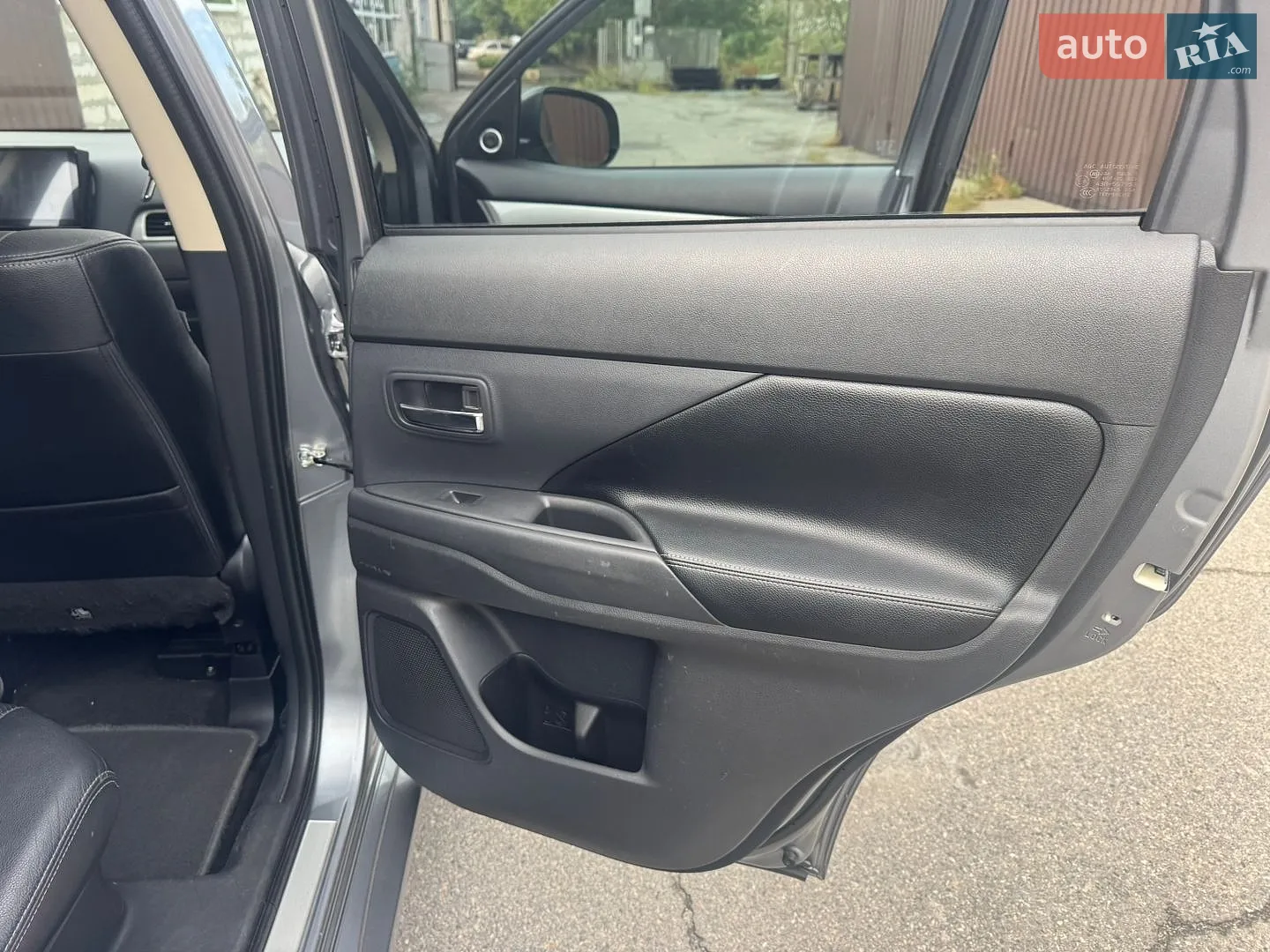 2013 Mitsubishi Outlander - мініатюра 15