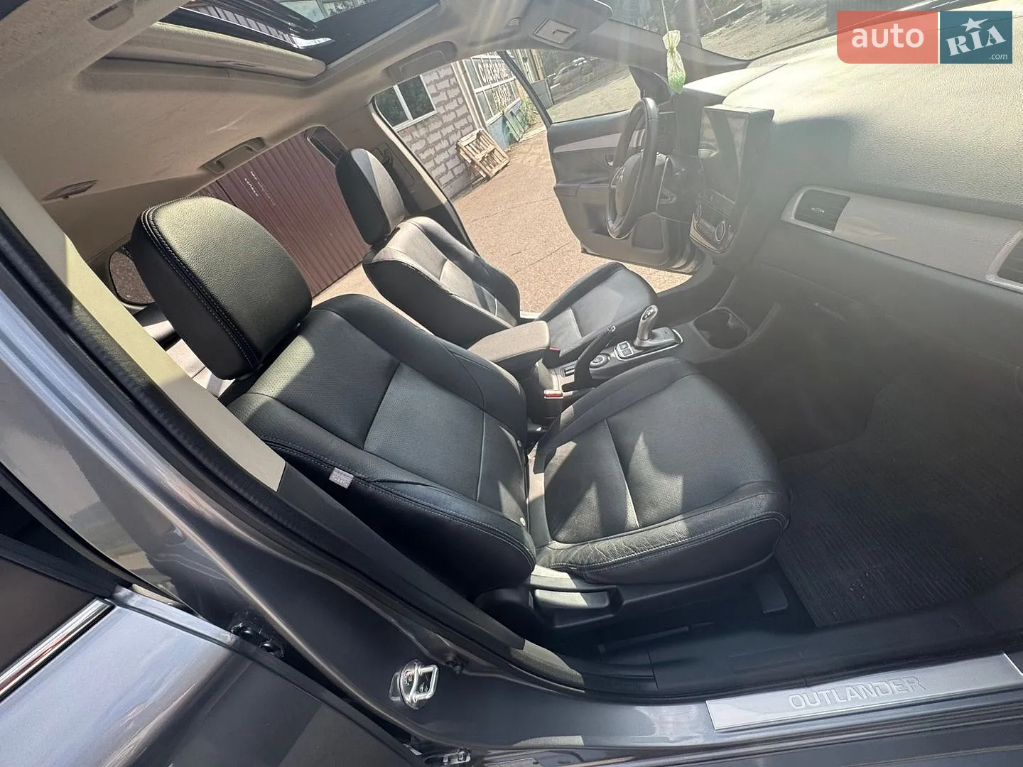 2013 Mitsubishi Outlander - мініатюра 21