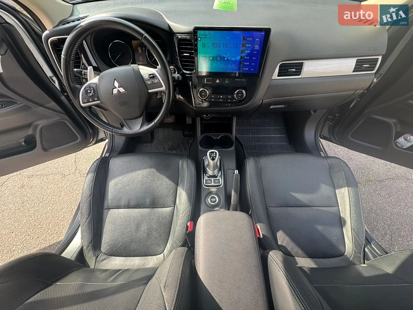2013 Mitsubishi Outlander - мініатюра 24