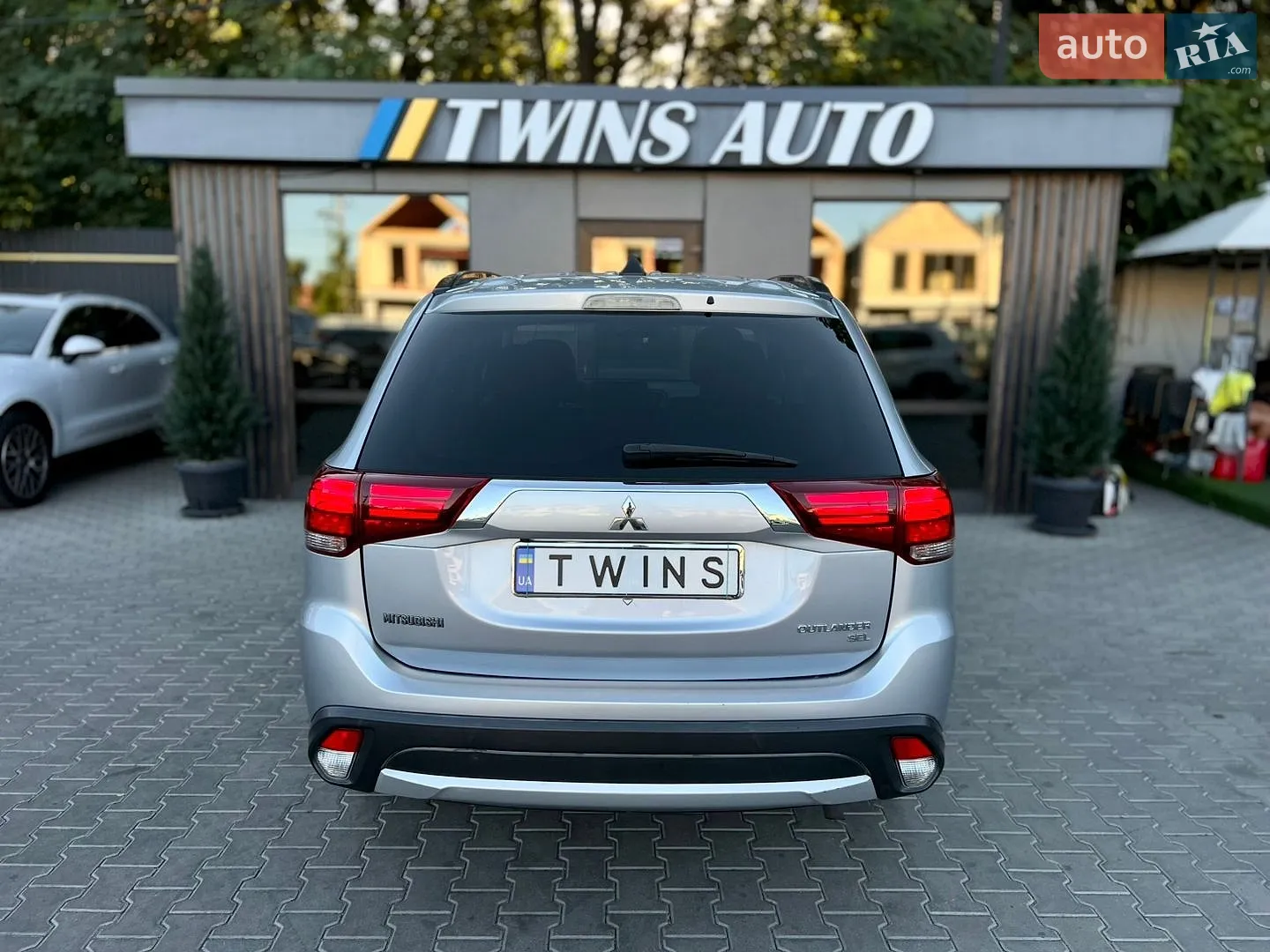 2016 Mitsubishi Outlander - мініатюра 21