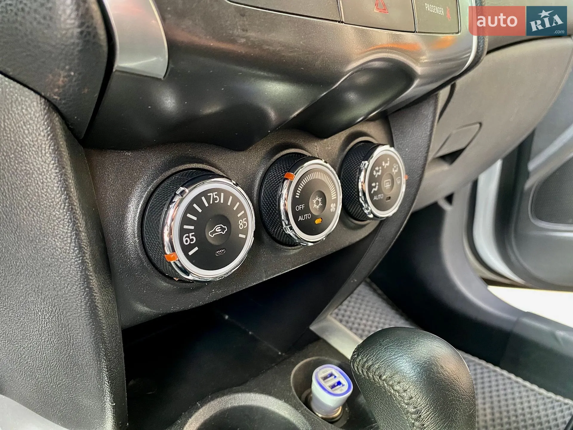 2013 Mitsubishi Outlander - мініатюра 37