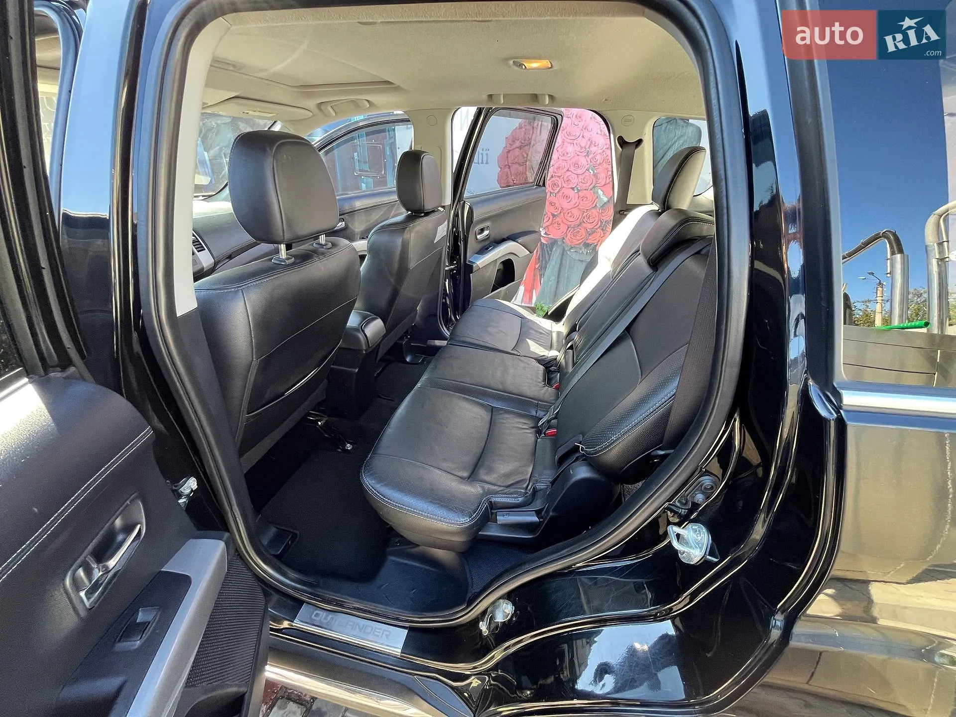 2011 Mitsubishi Outlander - мініатюра 16