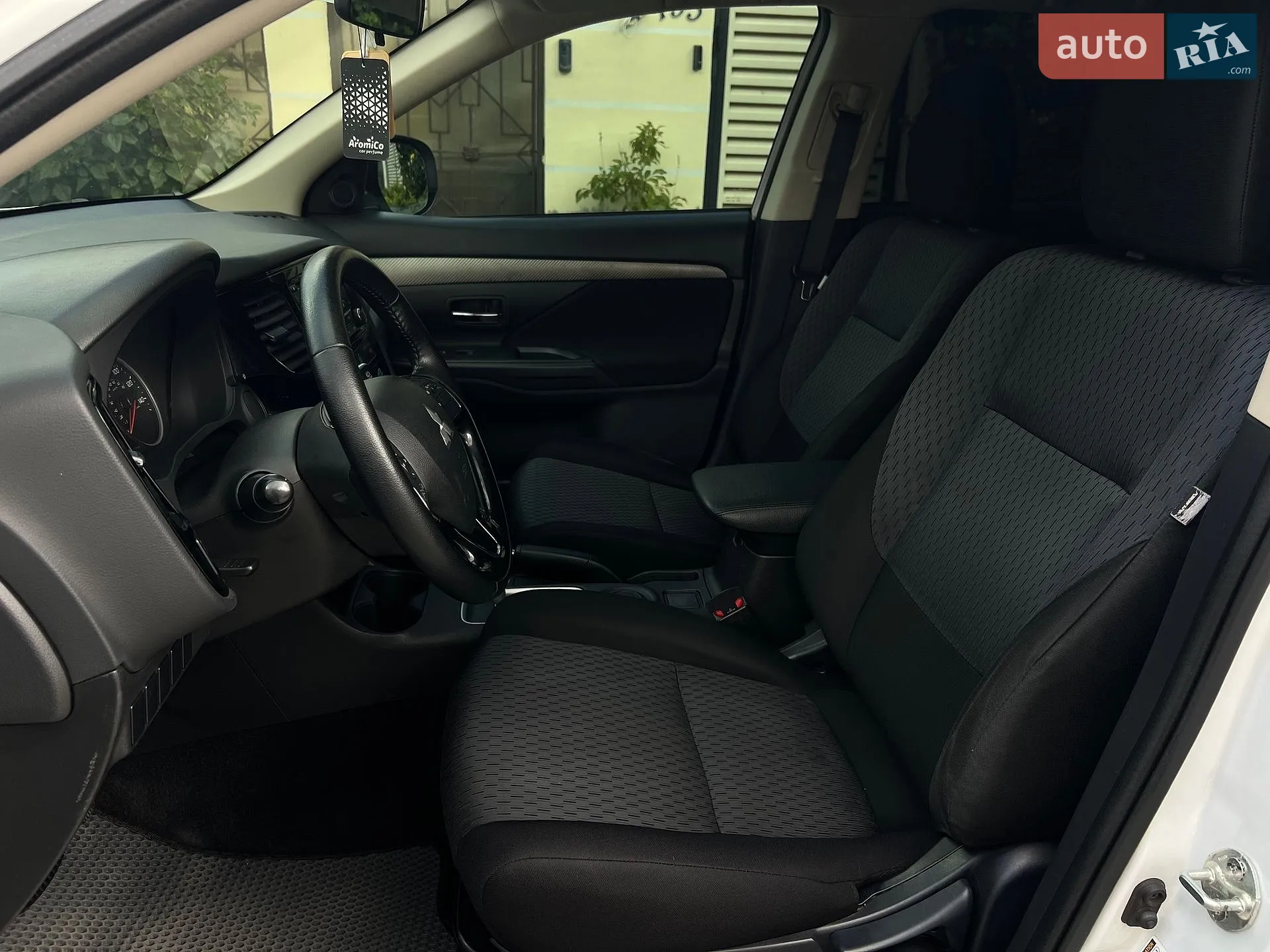 2013 Mitsubishi Outlander - мініатюра 15