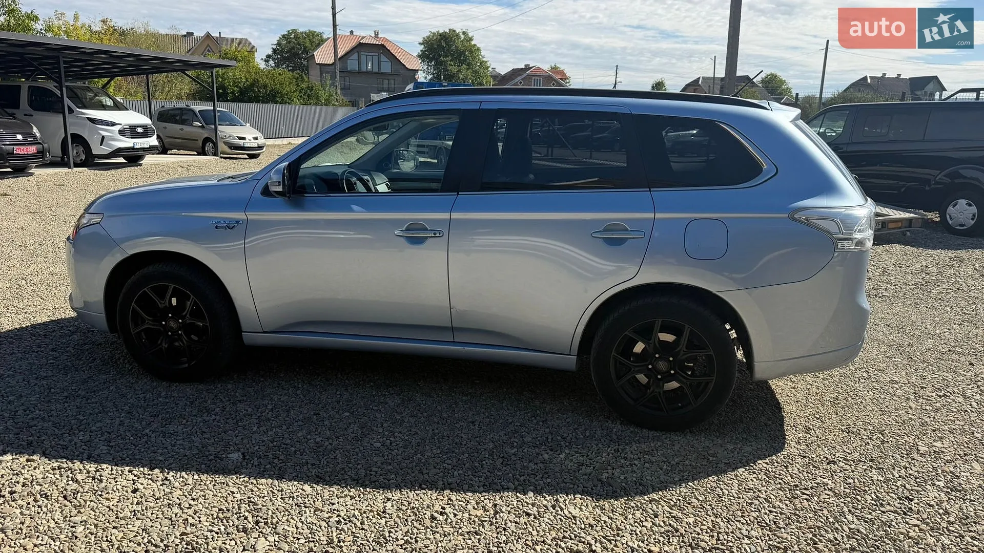 2013 Mitsubishi Outlander - мініатюра 12