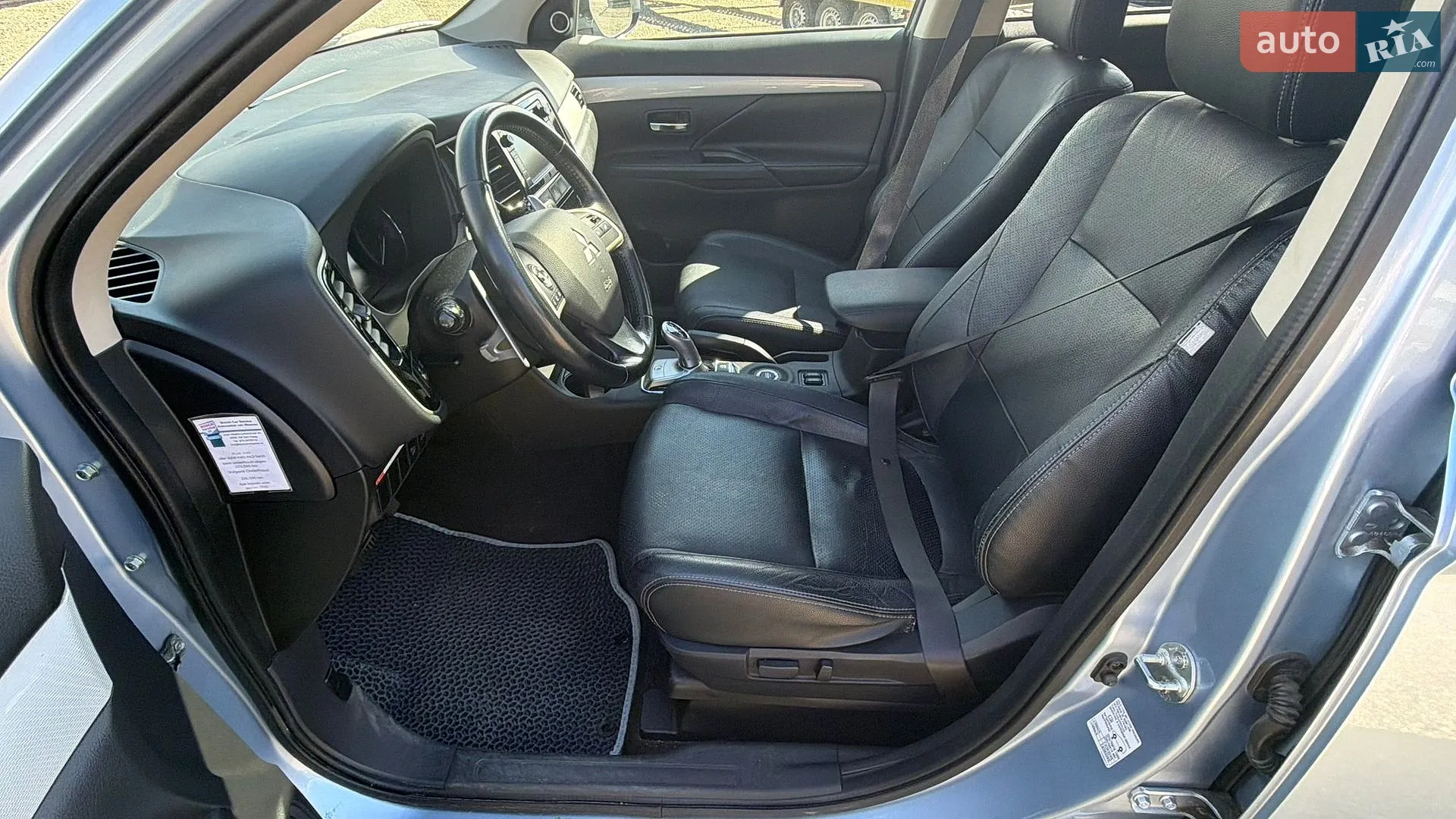 2013 Mitsubishi Outlander - мініатюра 14