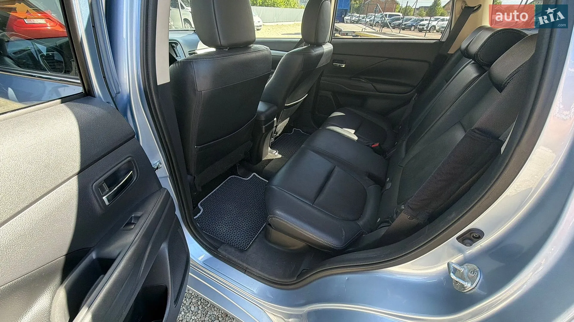 2013 Mitsubishi Outlander - мініатюра 25
