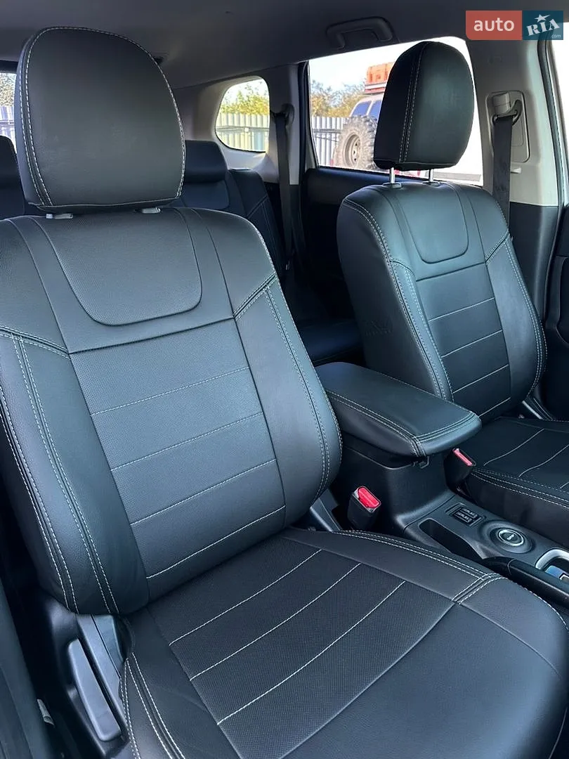 2013 Mitsubishi Outlander - мініатюра 32