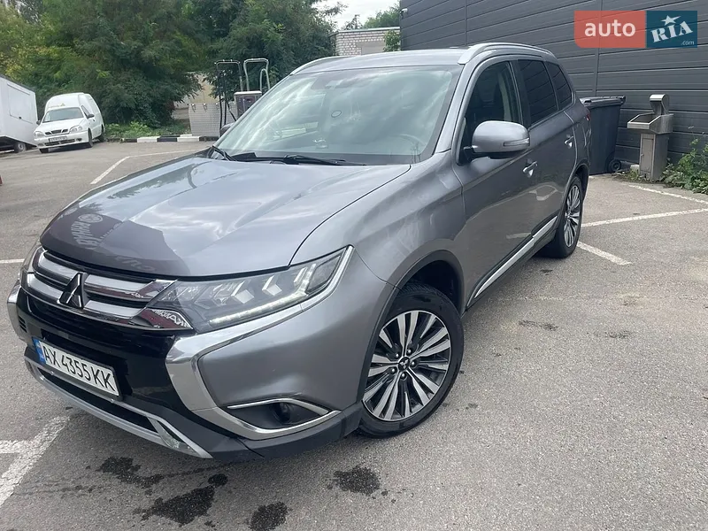 Mitsubishi Outlander