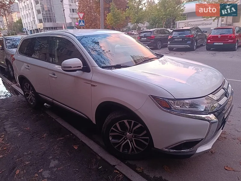 Mitsubishi Outlander