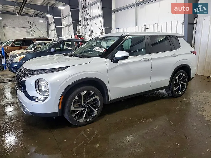 Mitsubishi Outlander 2022