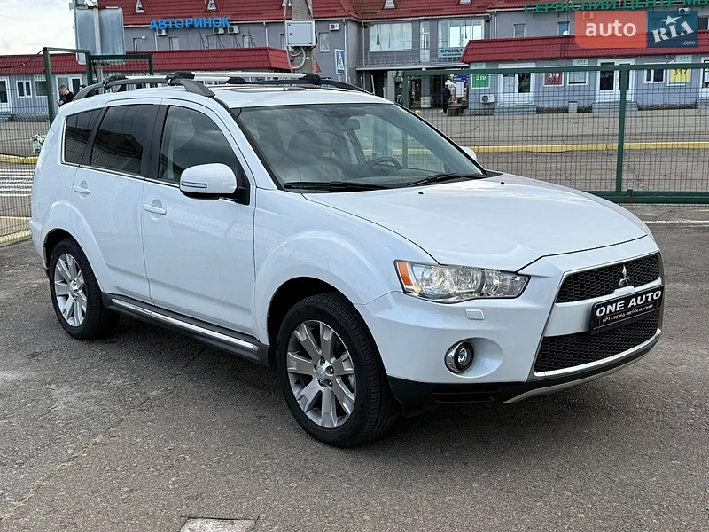 Mitsubishi Outlander