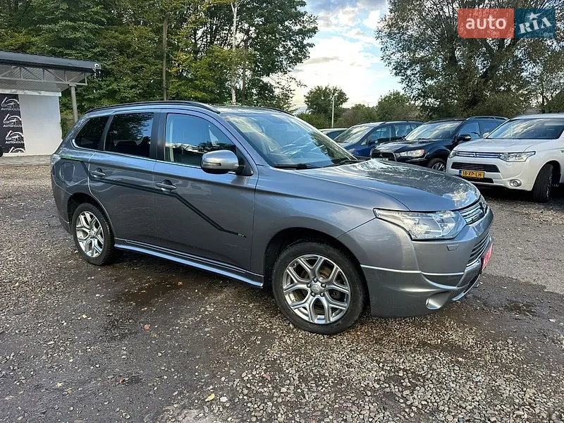 Mitsubishi Outlander