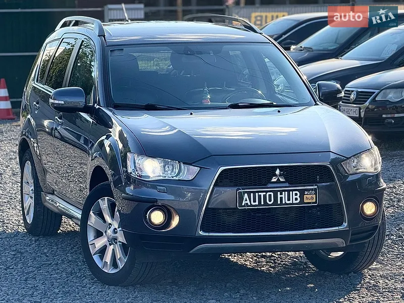 Mitsubishi Outlander