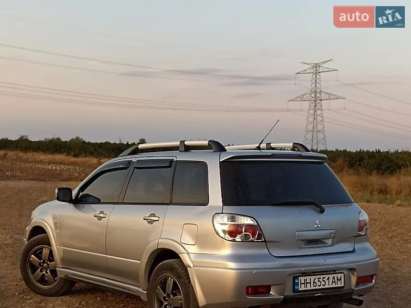 Mitsubishi Outlander