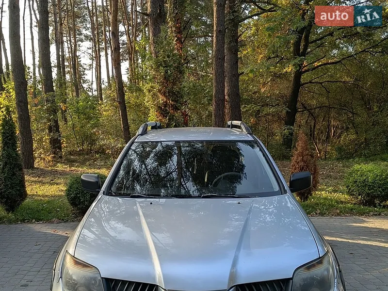 Mitsubishi Outlander 2005