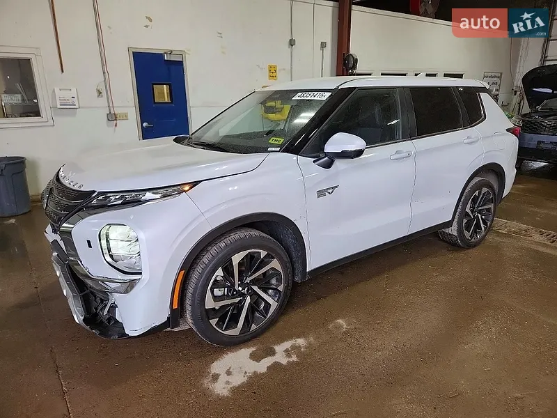 Mitsubishi Outlander 2025