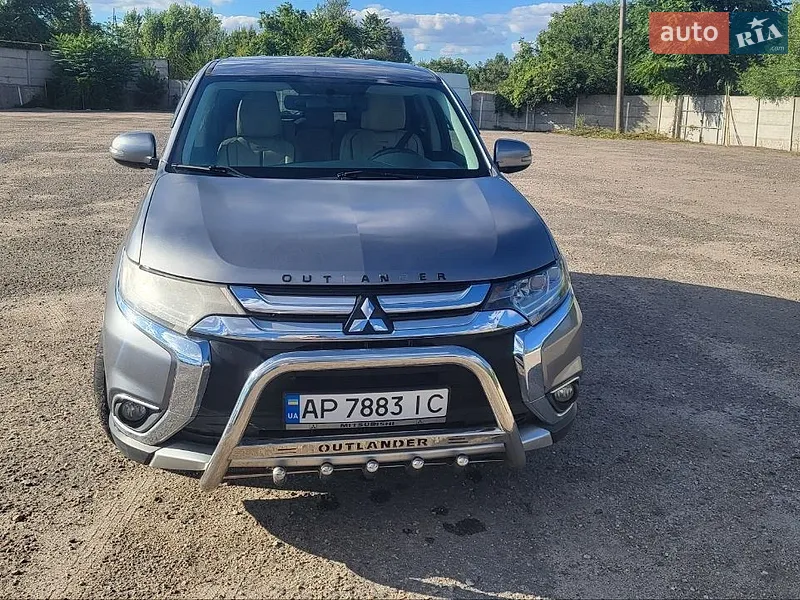 Mitsubishi Outlander 2018