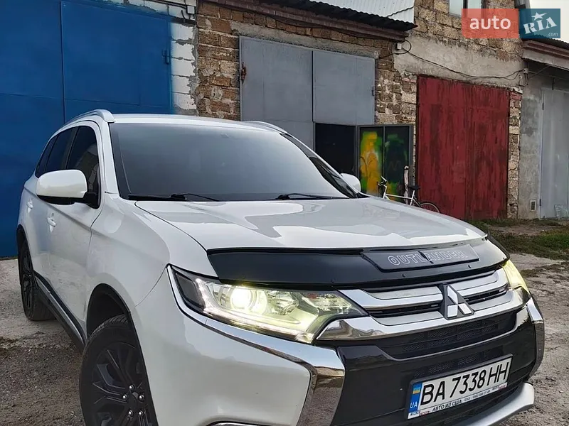 Mitsubishi Outlander