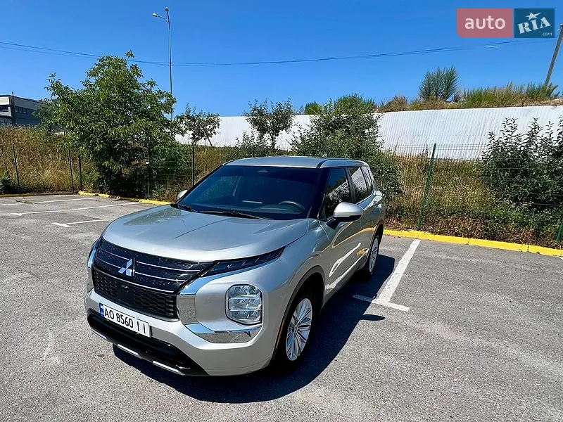 Mitsubishi Outlander 2022
