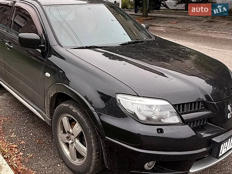 Mitsubishi Outlander
