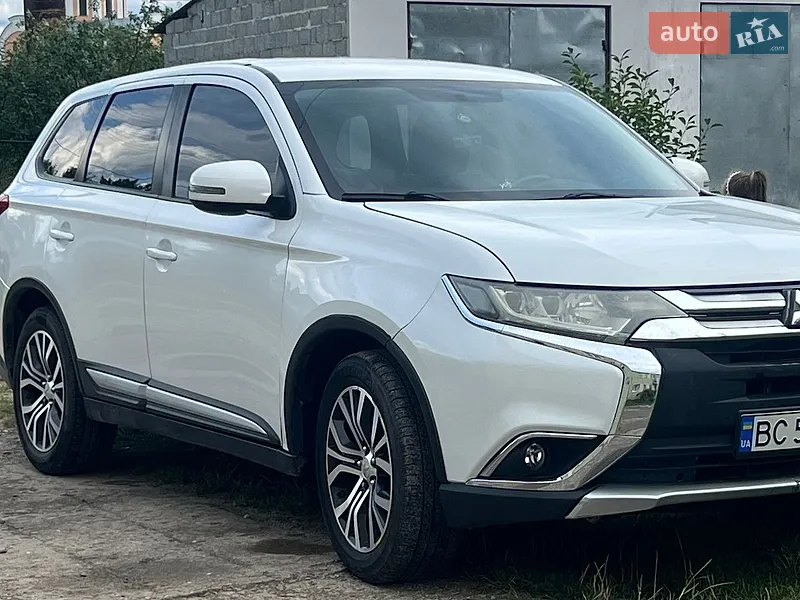 Mitsubishi Outlander