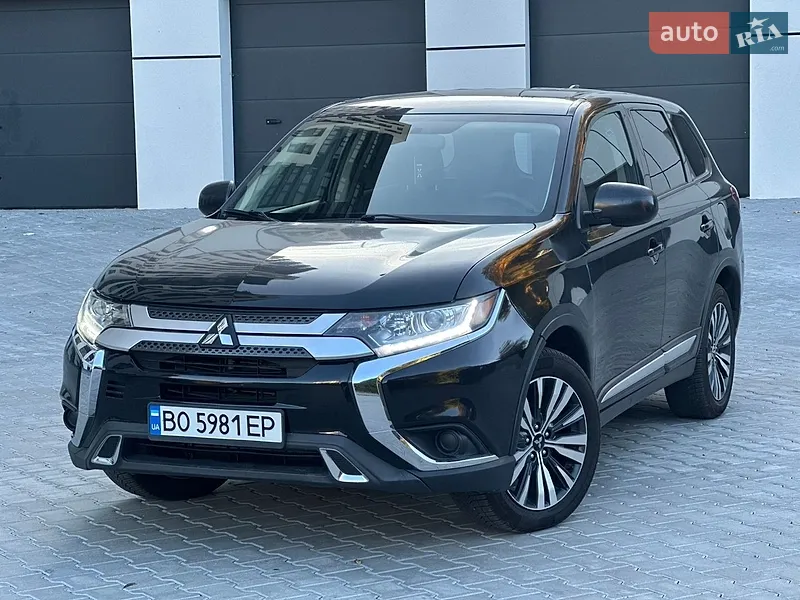 Mitsubishi Outlander