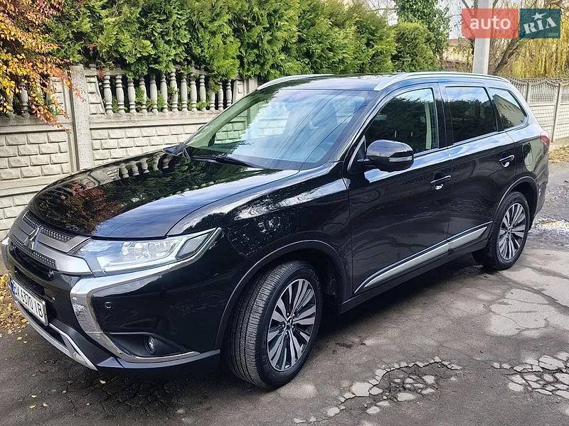 Mitsubishi Outlander