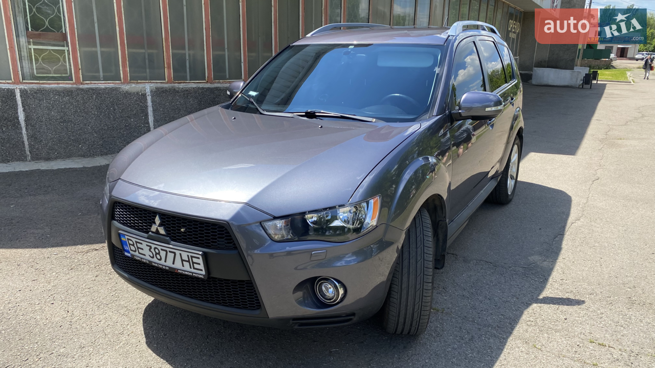 2010 Mitsubishi Outlander - мініатюра 36
