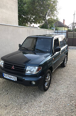 Внедорожник / Кроссовер Mitsubishi Pajero Pinin 2002 в Черноморске