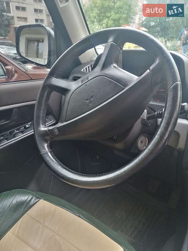 Внедорожник / Кроссовер Mitsubishi Pajero Pinin 2005 в Мукачево